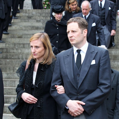 Prinz Georg Friedrich von Preußen und Prinzessin Sophie von Preußen bei einer Trauerfeier im Mausoleum des Schlosses Bückeburg.