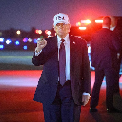 US-Präsident Donald Trump am Flughafen in Palm Beach