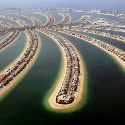 Die künstliche Insel „Palm Jumeirah“ mit dem Hotel „Atlantis The Palm“.