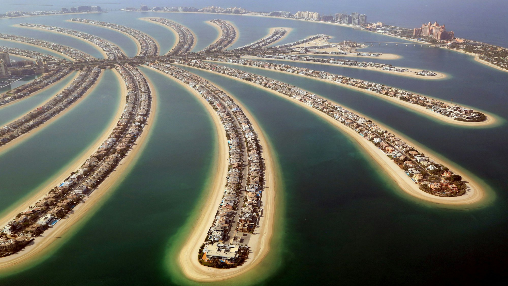 Die künstliche Insel „Palm Jumeirah“ mit dem Hotel „Atlantis The Palm“.
