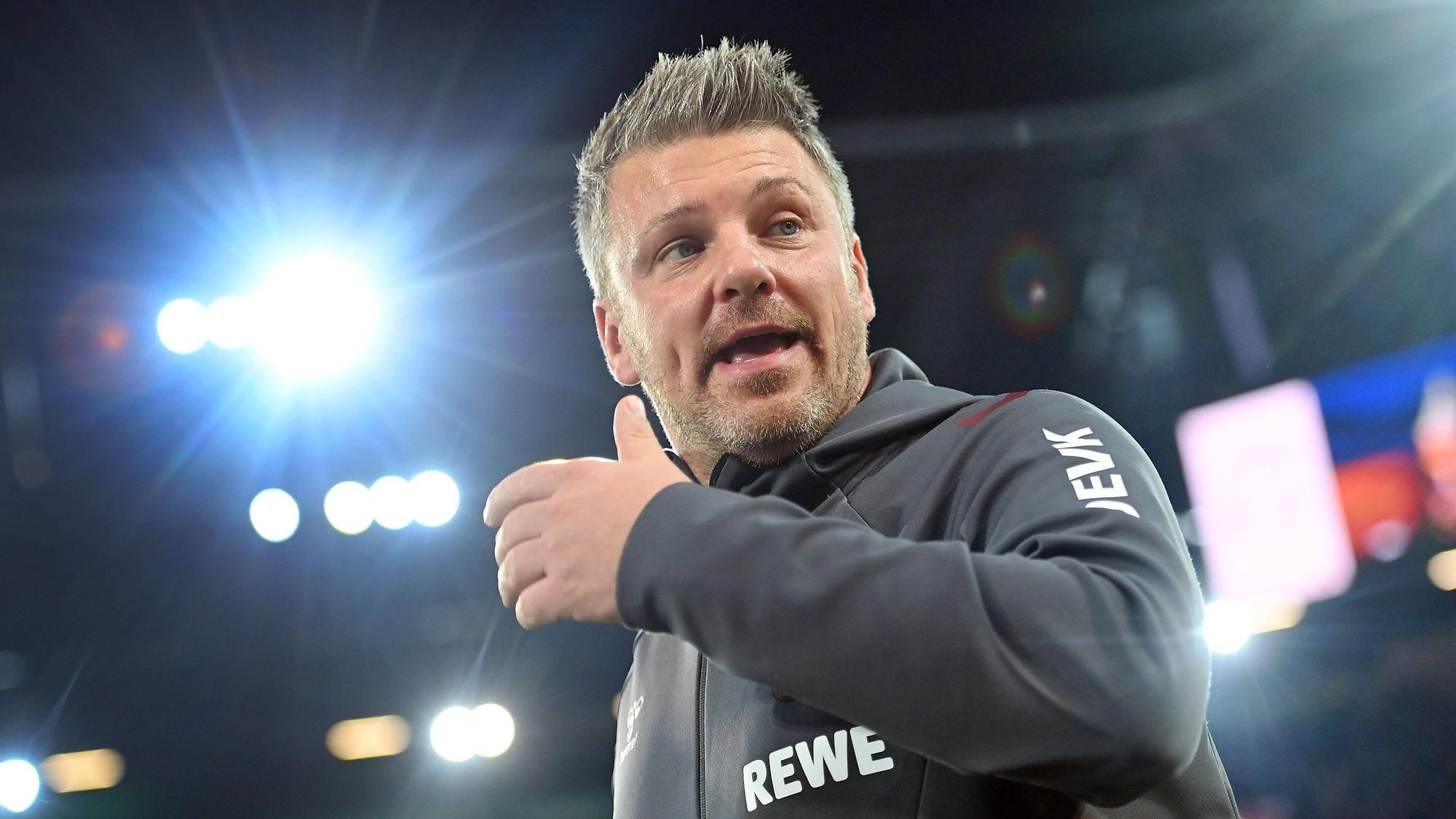 Lukas Kwasniok hat kein Problem mit dem Rampenlicht, wenngleich der Druck in Köln besonders hoch scheint.