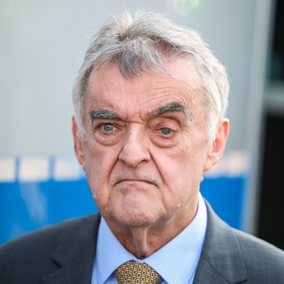 Nach den Militärschlägen der USA und Israels gegen den Iran behält NRW-Innenminister Herbert Reul nach eigenen Angaben die Sicherheitslage in Nordrhein-Westfalen im Blick (Archivbild).