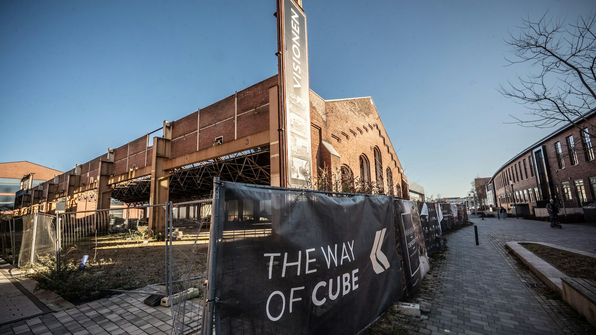 Zukunftsvisionen vor dem Aus? Das „Werk 3“, eine alte, noch fast originale Halle des Ausbesserungswerks, gehört zur „Cube Factory 577“.