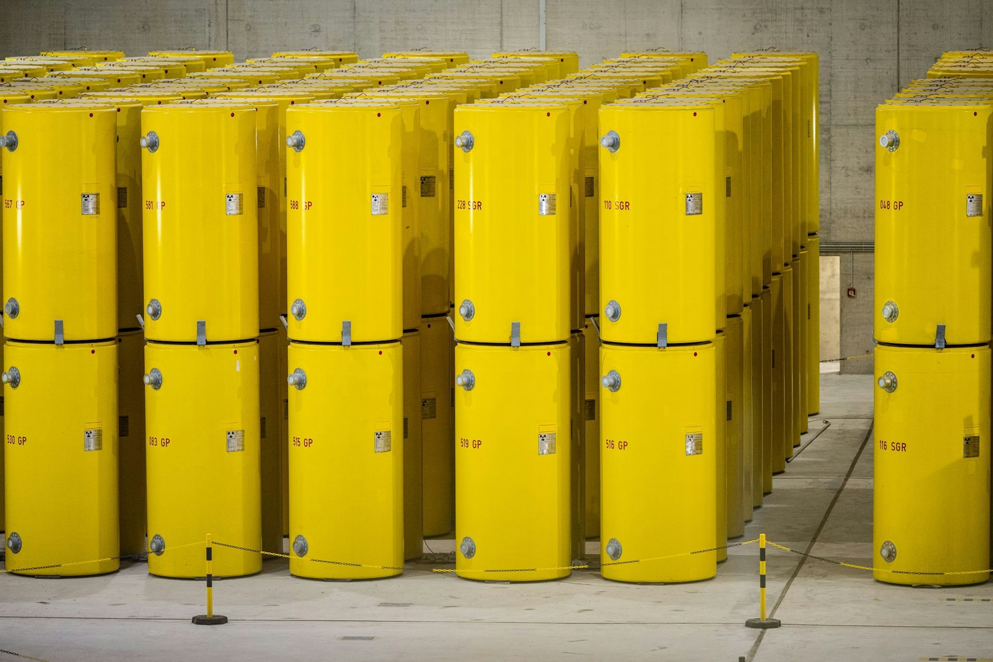 Castoren dieser Bauart sollen von Jülich nach Ahaus transportiert werden. Ein Gericht in Berlin hat jetzt final die Zustimmung gegeben. (Archivbild)