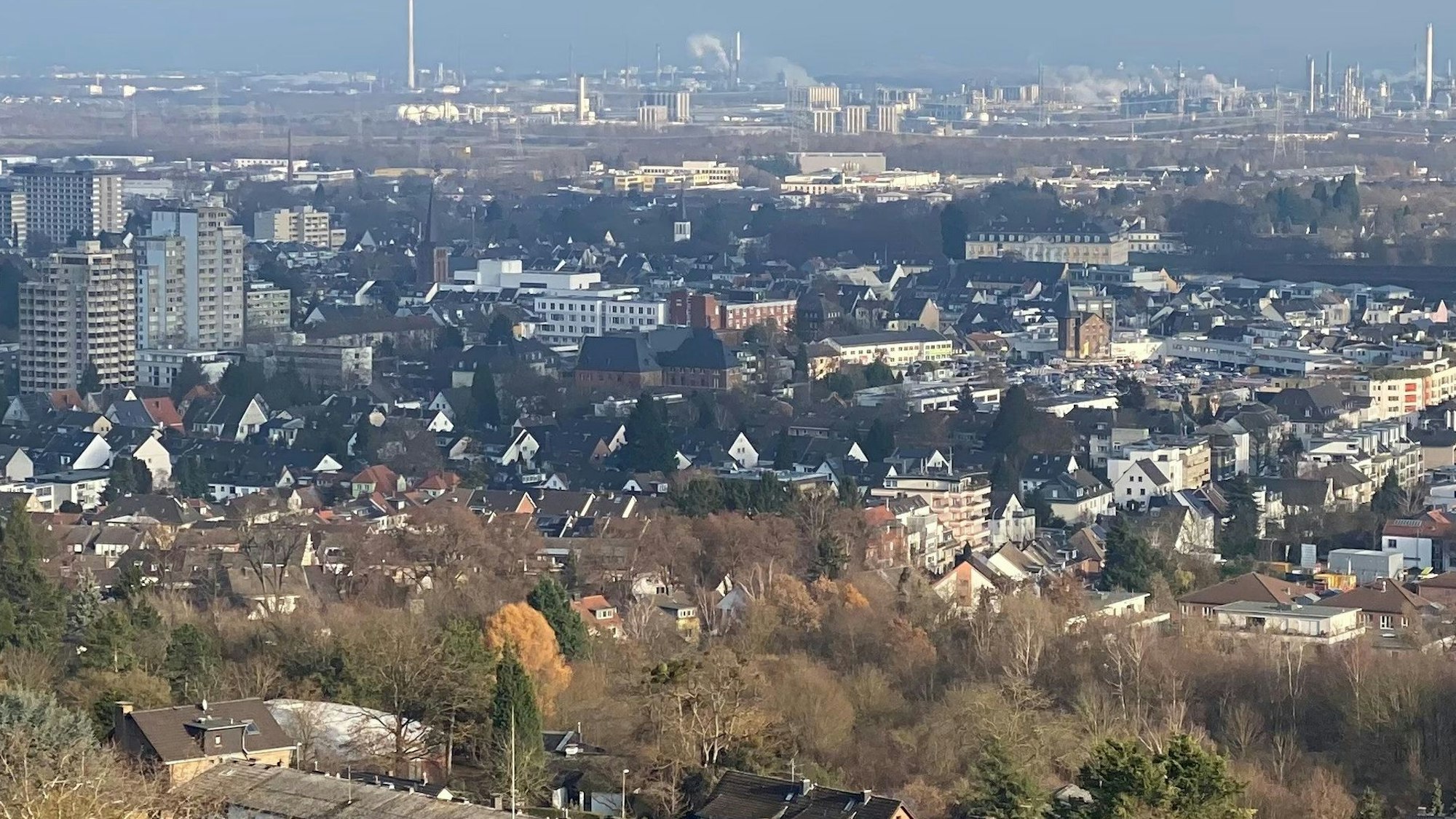 Zu sehen ist eine Ansicht der Stadt Brühl.
