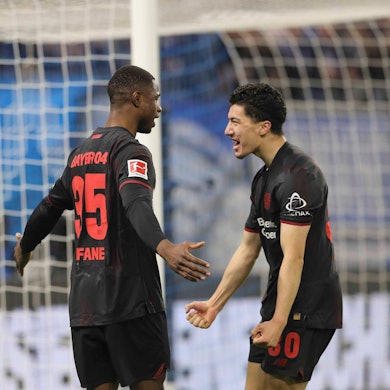 Foto : Torjubel bei Leverkusen nach dem Treffer zum 0-1 durch Christian Michel KOFANE , rechts gratuliert Ibrahim MAZA Fussball Bundesliga , Nachholspiel 17. Spieltag am Mi. 04.03.2026 Hamburger SV - Bayer 04 Leverkusen *** Photo Goal celebration at Leverkusen after the goal to 0 1 by Christian Michel KOFANE , on the right congratulates Ibrahim MAZA Soccer Bundesliga , catch-up match 17 matchday on Wed 04 03 2026 Hamburger SV Bayer 04 Leverkusen