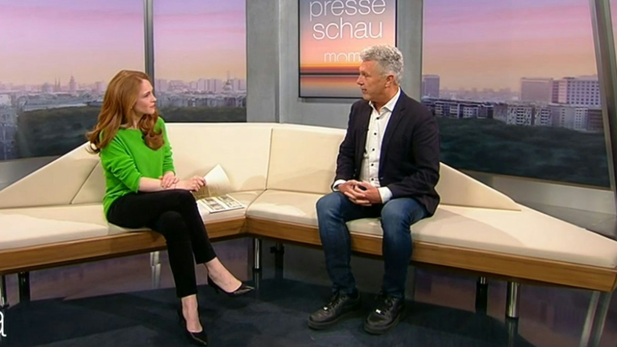 Der „L.A. Times“-Journalist Erik Kirschbaum war zu Gast bei Mirjam Meinhardt im „ZDF-Morgenmagazin“. (Bild: ZDF)