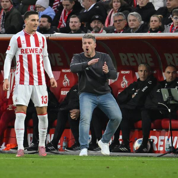 Trainer Lukas Kwasniok 1.FC Koeln, Said El Mala 1. FC Koeln, v.re. 06.12.2025, Fussball 1. Bundesliga, Saison 2025/2026, 13. Spieltag, 1. FC Köln - FC St. Pauli 1:1 DFL regulations prohibit any use of photographs as image sequences and/or quasi-video Koeln RheinEnergieStadion Nordrhein Westfalen Deutschland *** Coach Lukas Kwasniok 1 FC Koeln , Said El Mala 1 FC Koeln , v re 06 12 2025, Football 1 Bundesliga, Season 2025 2026, 13 Matchday, 1 FC Köln FC St Pauli 1 1 DFL regulations prohibit any use of photographs as image sequences and or quasi video Koeln RheinEnergieStadion Nordrhein Westfalen Germany Team2