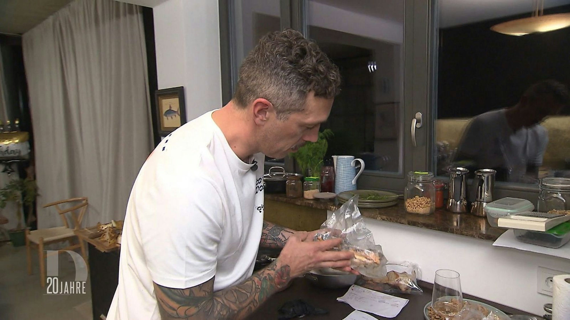 Der Pilzexperte hat statt Edel-Reizker nur Pfifferlinge eingefroren.
(Bild: RTL)