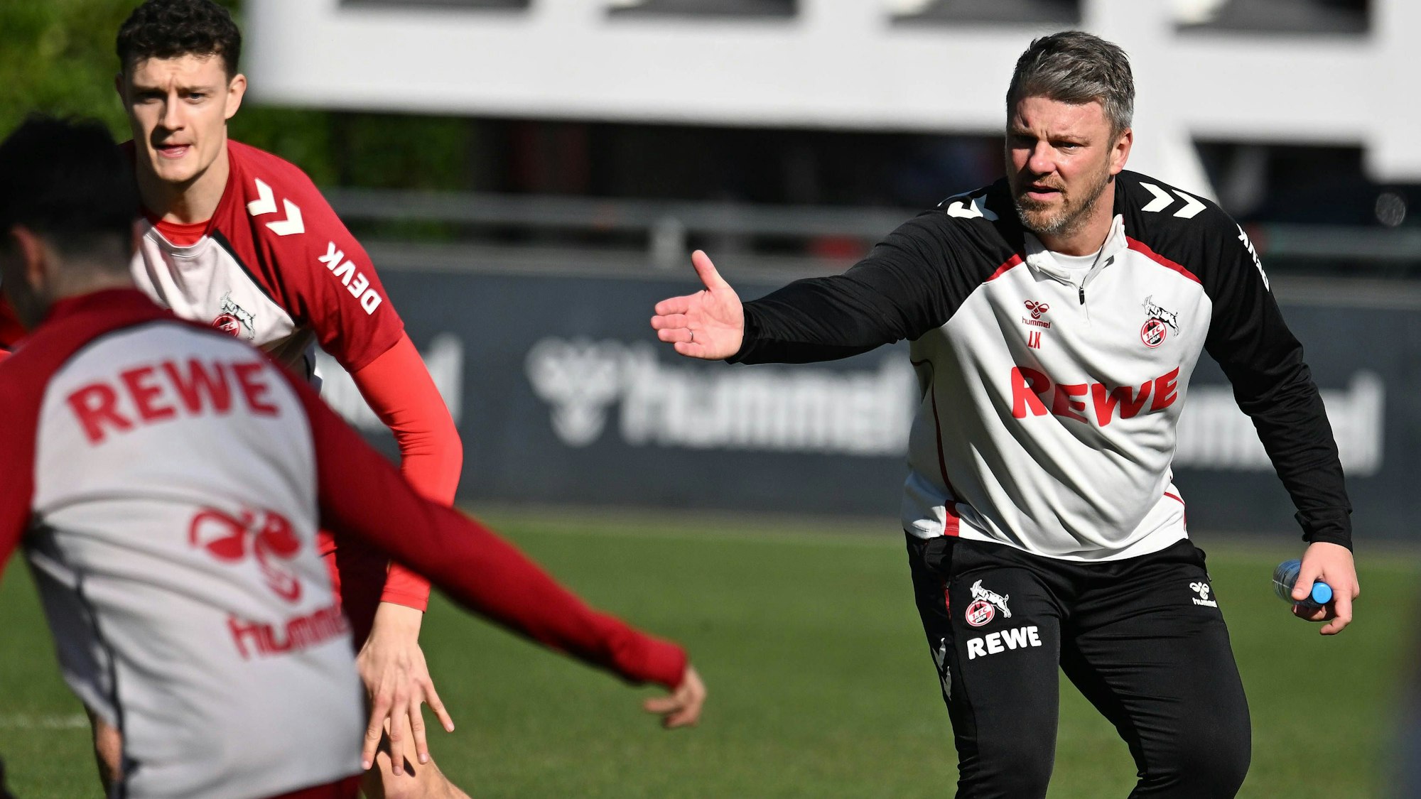 Lukas Kwasniok erlebte mit seinen Spielern eine intensive Trainingswoche. Der Glaube des Trainers an einen Sieg über Dortmund ist stark.