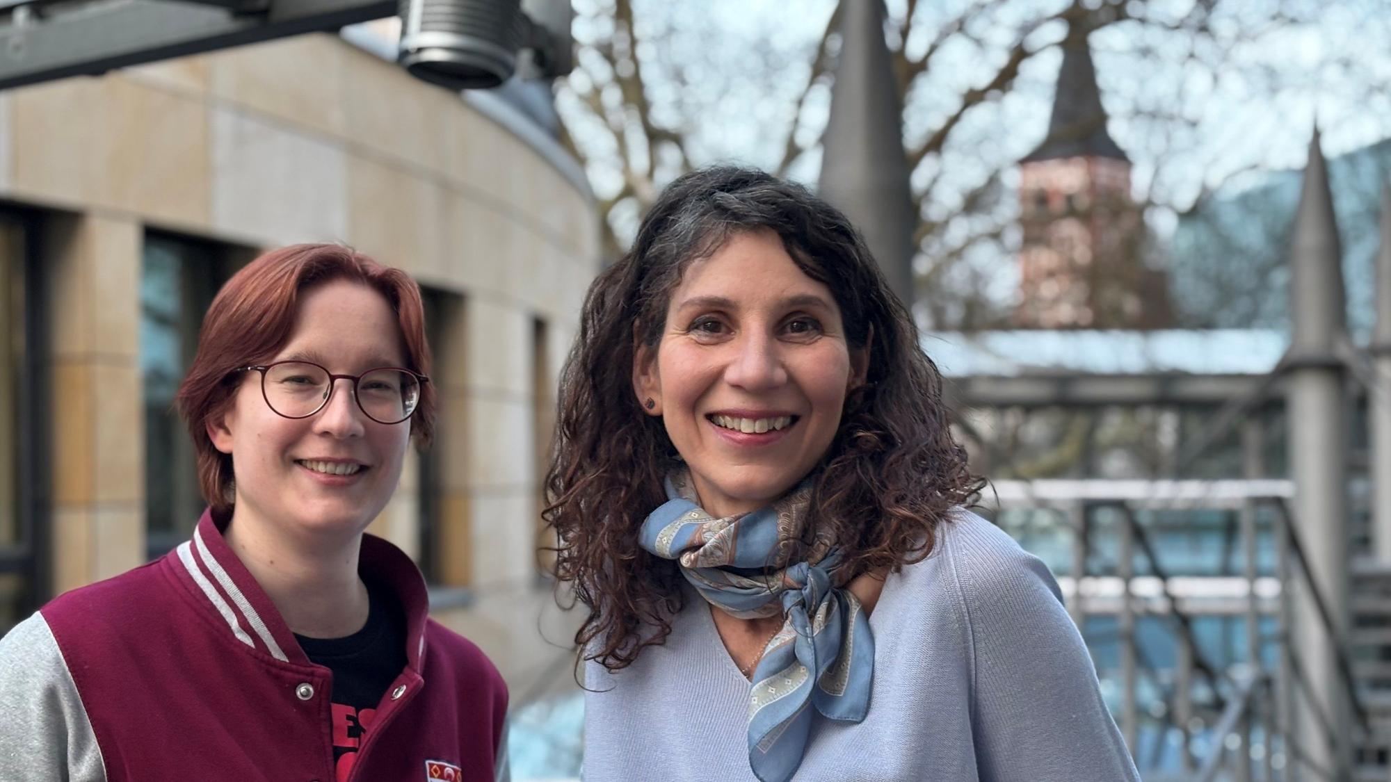Führen die Rhein-Sieg-Redaktion: Redaktionsleiterin Sandra Ebert (r.) und Stellvertreterin Anica Tischler.