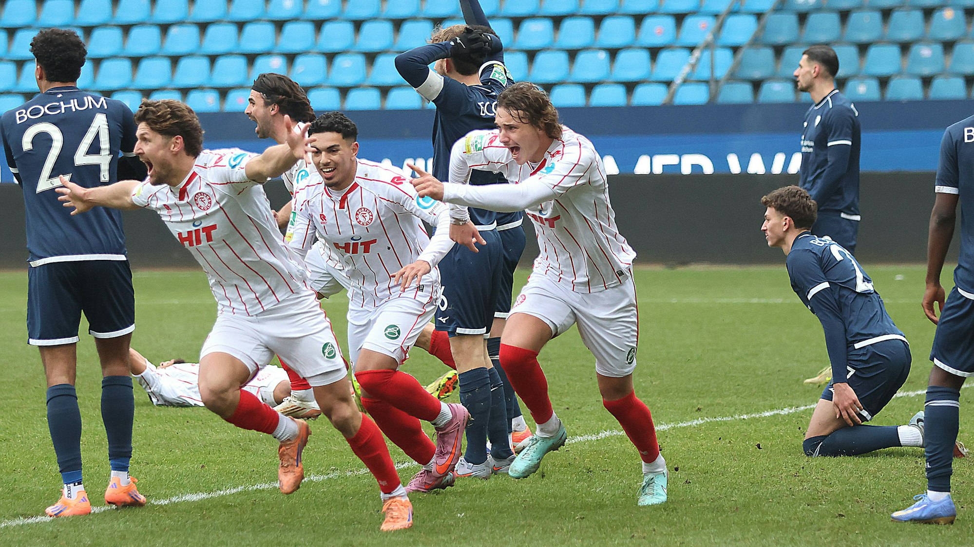 Regionalliga West: VfL Bochum U21 - SC Fortuna Koeln ** NUR FÜR REDAKTIONELLE ZWECKE ** EDITORIAL USE ONLY **Fussball Regionalliga West 19.Spieltag Sonntag 25.01.2026 Ort: Vonovia Ruhrstadion Bochum VfL Bochum II - SC Fortuna Koeln Im Bild links Enzo Wirtz (Fortuna Koeln) feiert seinen treffer Deutschland Bochum Copyright: StefanxRittershaus *** Regionalliga West VfL Bochum U21 SC Fortuna Koeln FOR EDITORIAL PURPOSES ONLY p Soccer Regionalliga West 19 Matchday Sunday 25 01 2026 Location Vonovia Ruhrstadion Bochum VfL Bochum II SC Fortuna Koeln Pictured left Enzo Wirtz Fortuna Koeln celebrates his goal Germany Bochum Copyright StefanxRittershaus Copyright: StefanxRittershaus doc84ae8eid12pb7pgtvpx ,EDITORIAL USE ONLY