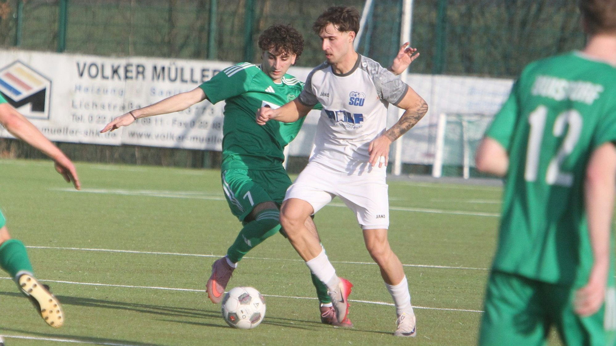 Nicolas Pentazidis (links)