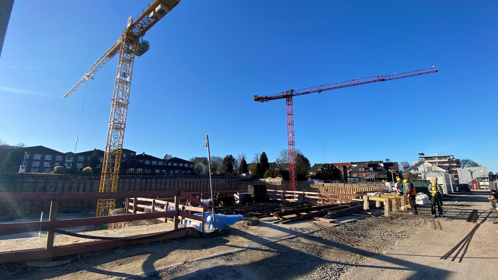 Zu sehen ist Baustelle der neuen Feuerwache.