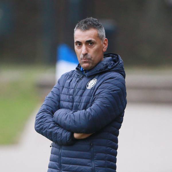FC Pesch vs. Viktoria Arnoldsweiler Fußball Herren Verbandsliga Mittelrhein Trainer Ali Meybodi (Pesch) 08.12.2019 Herbert Bucco
