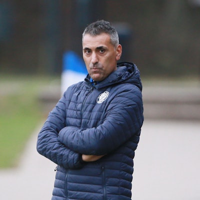 FC Pesch vs. Viktoria Arnoldsweiler Fußball Herren Verbandsliga Mittelrhein Trainer Ali Meybodi (Pesch) 08.12.2019 Herbert Bucco