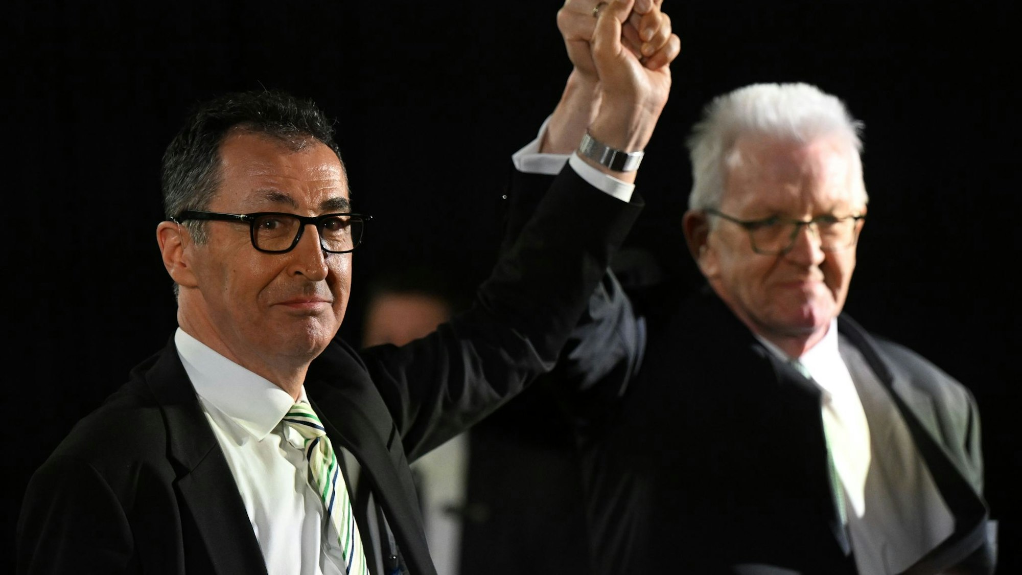 Grünen-Spitzenkandidat Cem Özdemir will in die Fußstapfen von Ministerpräsident Winfried Kretschmann (Grüne) treten.