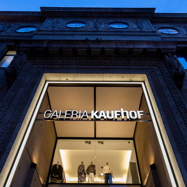Außenaufnahme des Warenhauses Galeria auf der Hohe Straße in der Kölner Innenstadt.