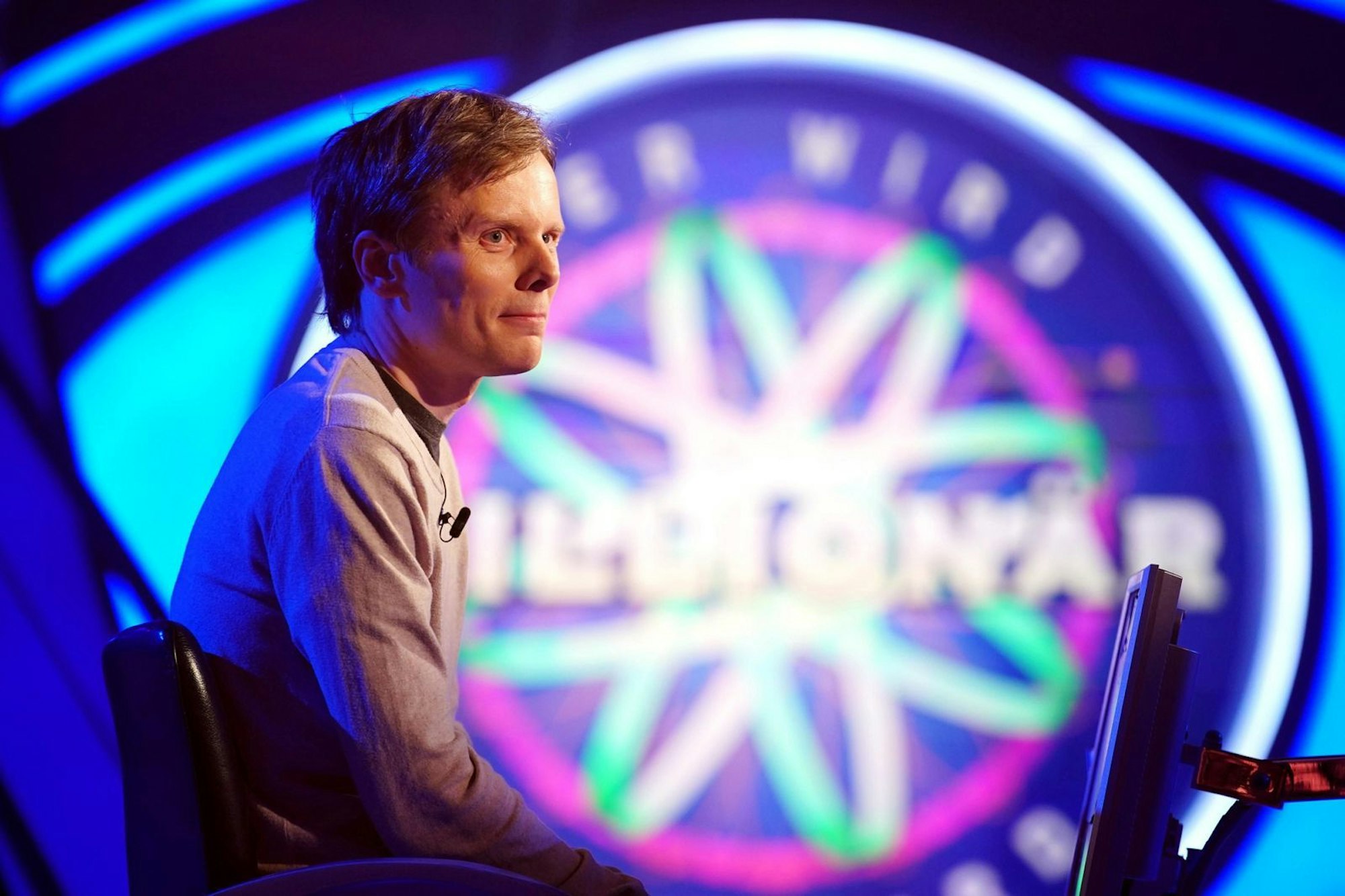 Prof. Dr. Weiss hatte seine Strategie per mathematischer Simulation ausgeklügelt. Es reichte für 16.000 Euro. (Bild: RTL / Stefan Gregorowius)