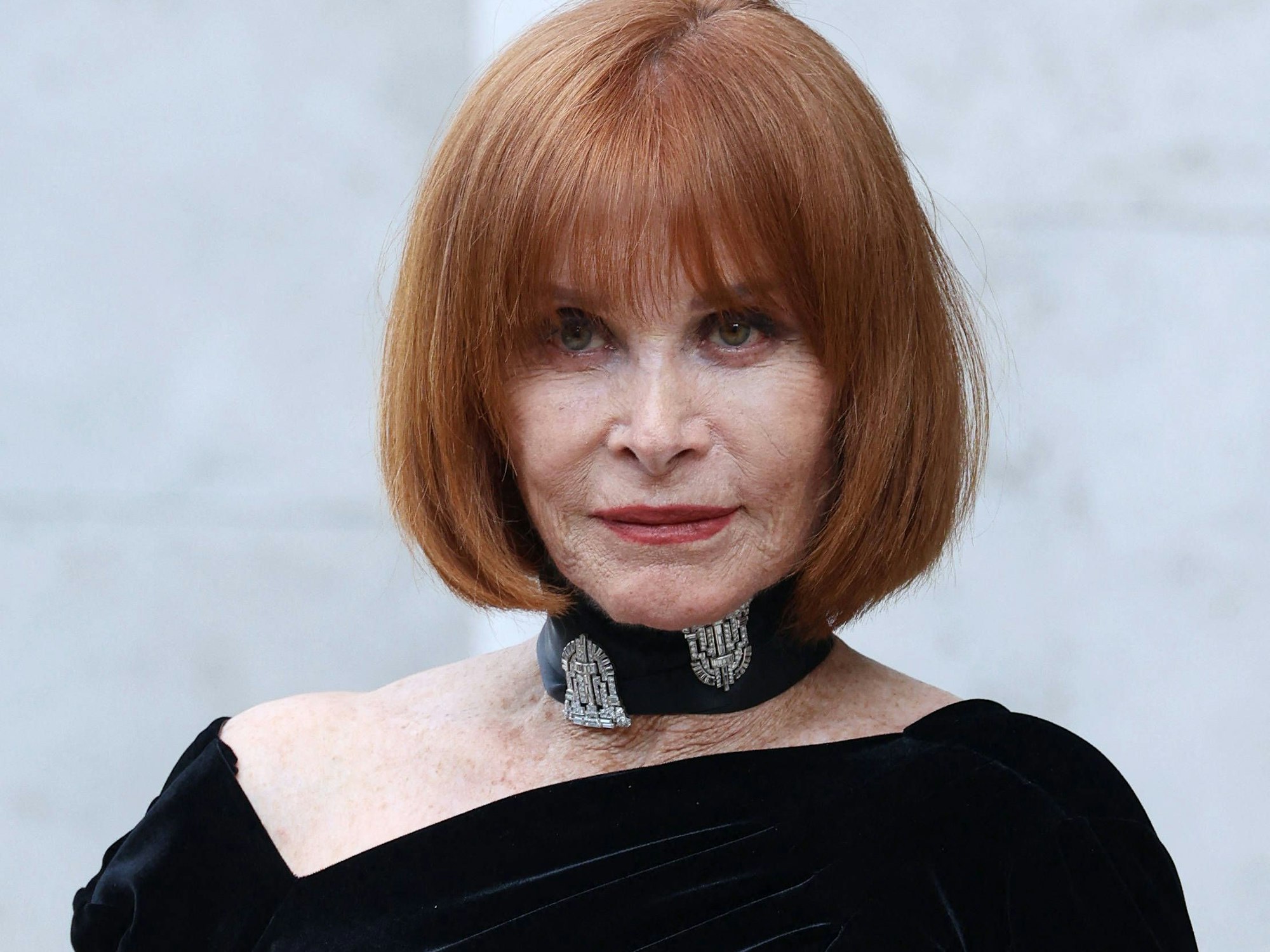 Stefanie Powers bei der Präsentation der Haute-Couture-Kollektion Herbst/Winter 2024/2025 von Giorgio Armani Privé im Rahmen der Paris Fashion Week am 25. Juni 2024 in Paris.