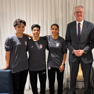 Die fünf Fußballerinnen befinden sich nach ihrer Asyl-Zusage an einem geheimen Ort in Australien.