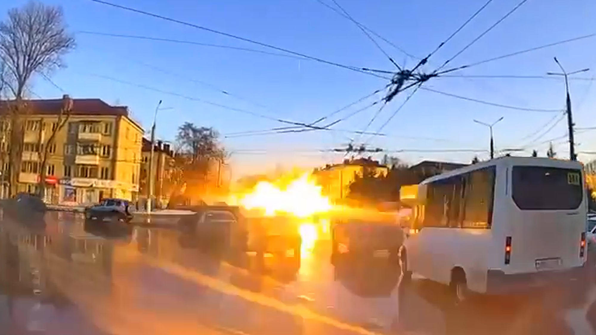 Ein Screenshot aus einem russischen Telegram-Kanal soll den Angriff in Brjansk zeigen.