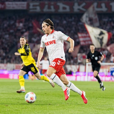 Jakub Kaminski im Spiel gegen Borussia Dortmund, als er der beste Mann auf dem Platz war und das 1:2 erzielte.