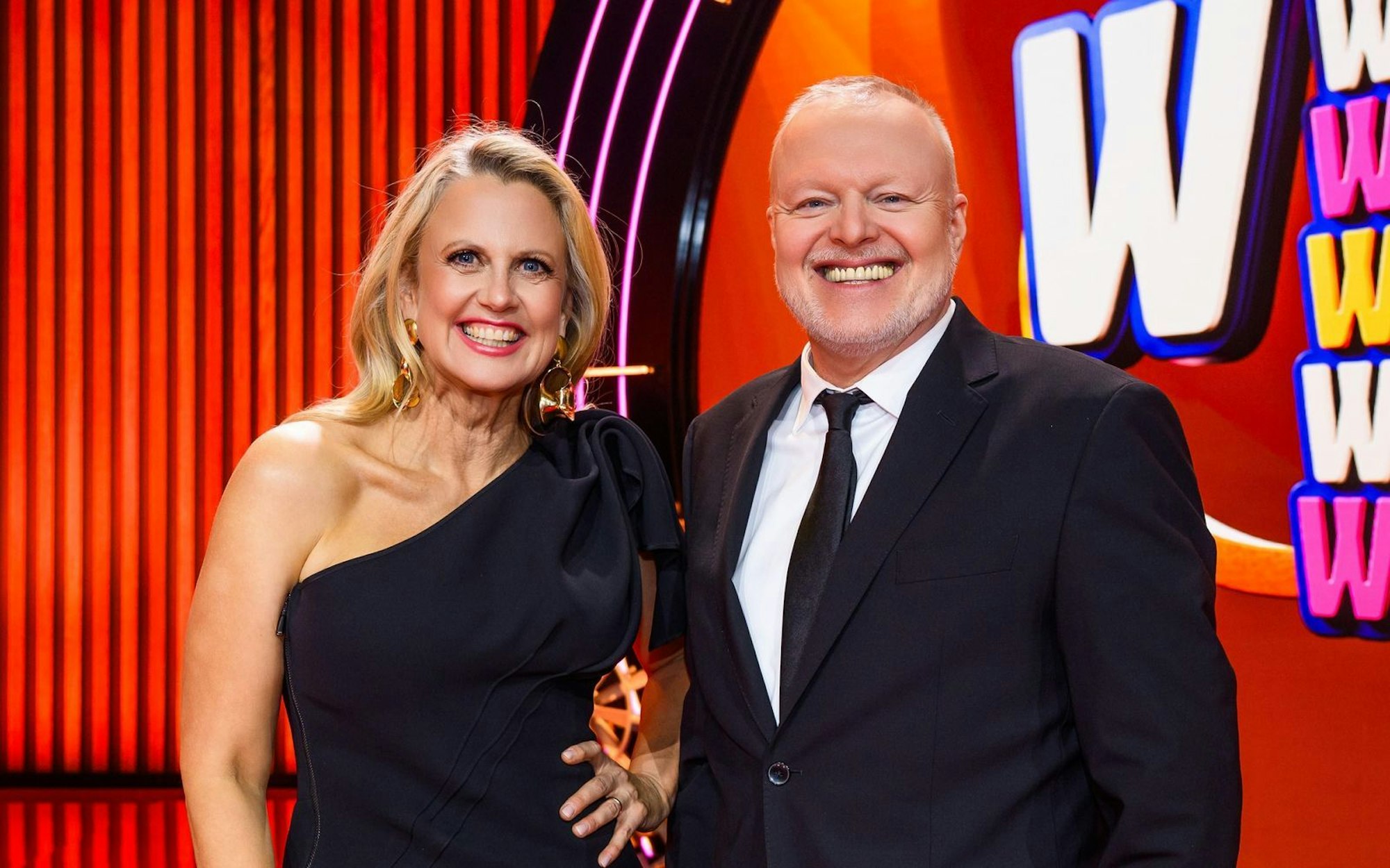 Stefan Raab und Barbara Schöneberger präsentieren bei RTL ihre erste gemeinsame Show. Früher waren sie nicht gut aufeinander zu sprechen. (Bild: RTL / Raab Entertainment / Willi Weber)
