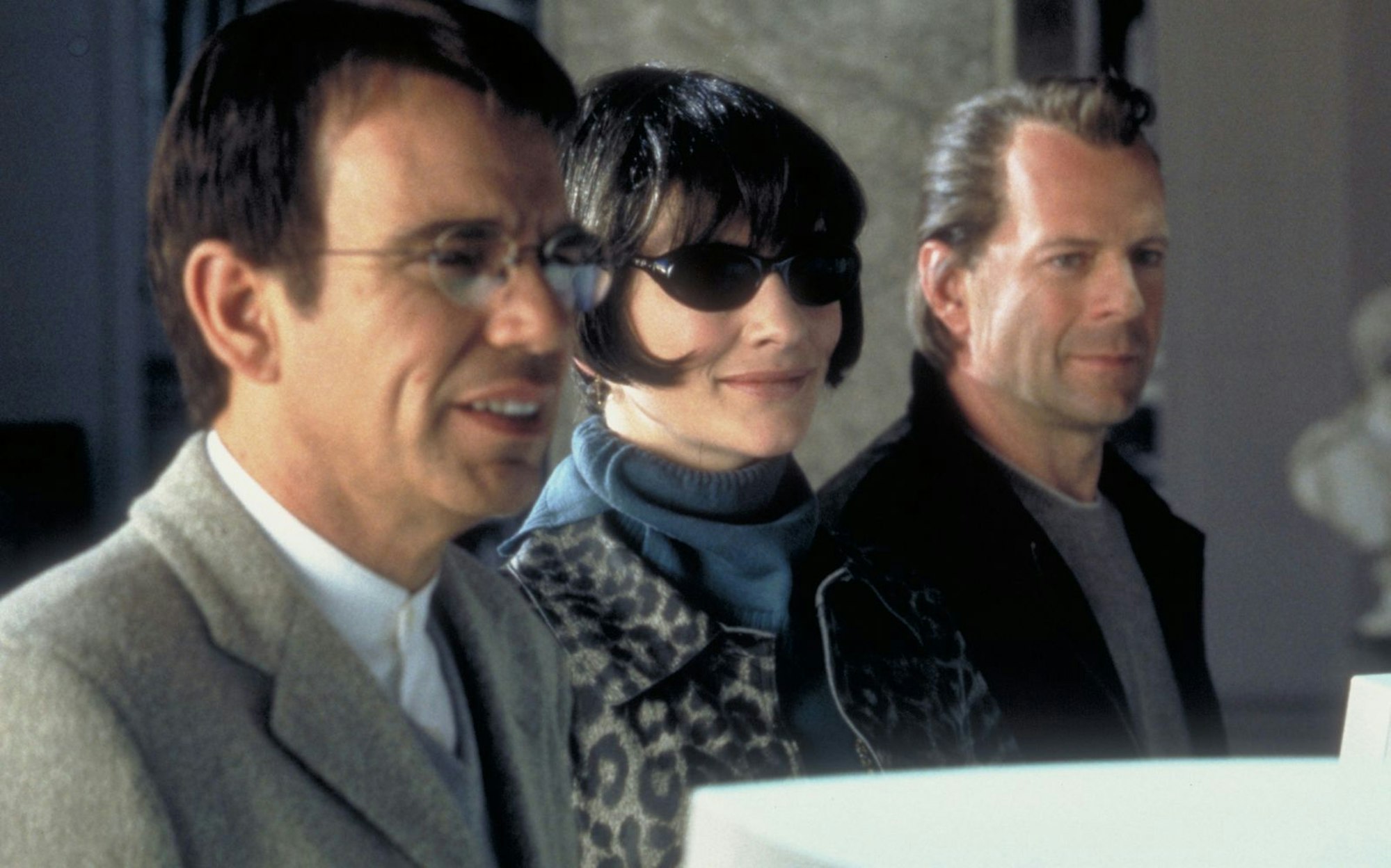 Joe (Bruce Willis, rechts) und sein hypochondrischer Partner Terry (Billy Bob Thornton) sind ein tolles Banditen-Duo. Bis Kate (Cate Blanchett) ins Spiel kommt. (Bild: ZDF / Studiocanal GmbH)