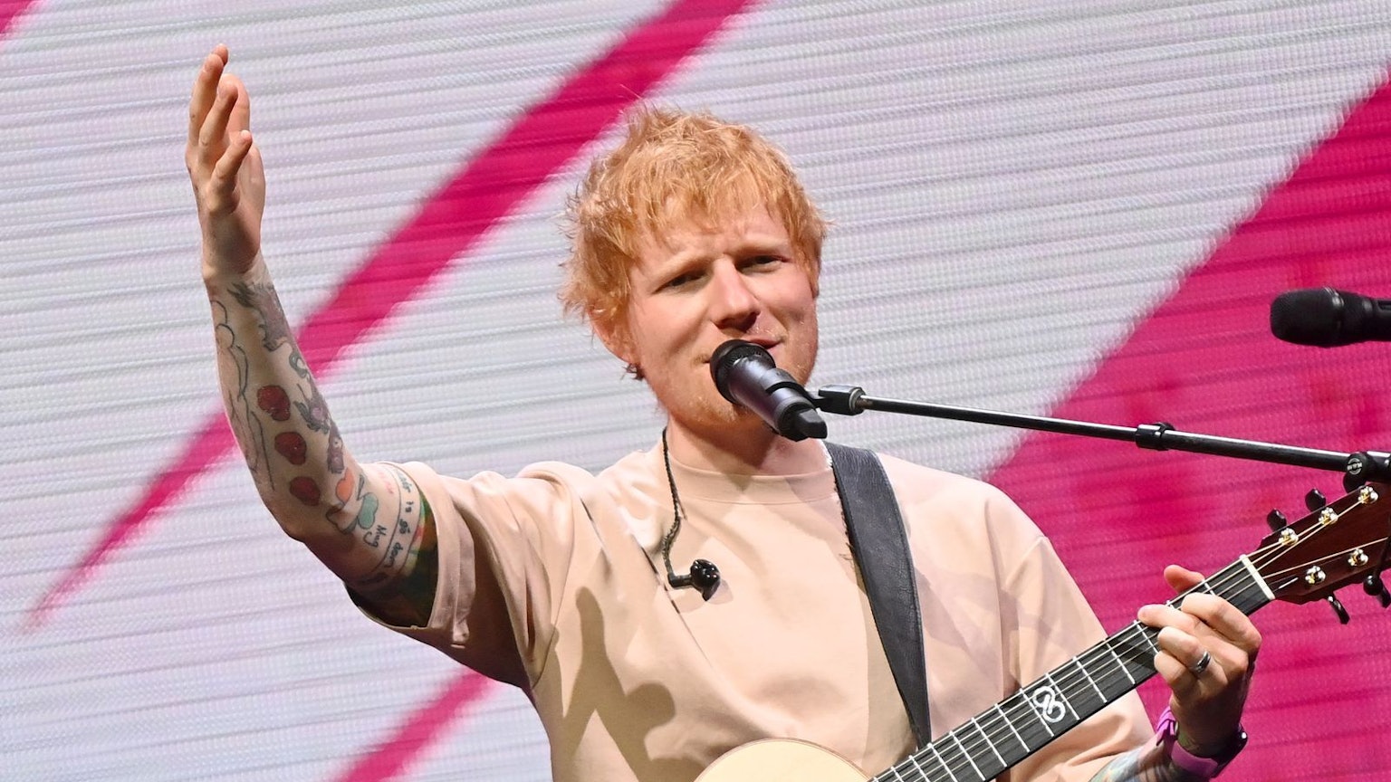 Im Februar 2022 ereilten Ed Sheeran gleich mehrere schlechte Nachrichten. (Bild: Getty Images / Paras Griffin)