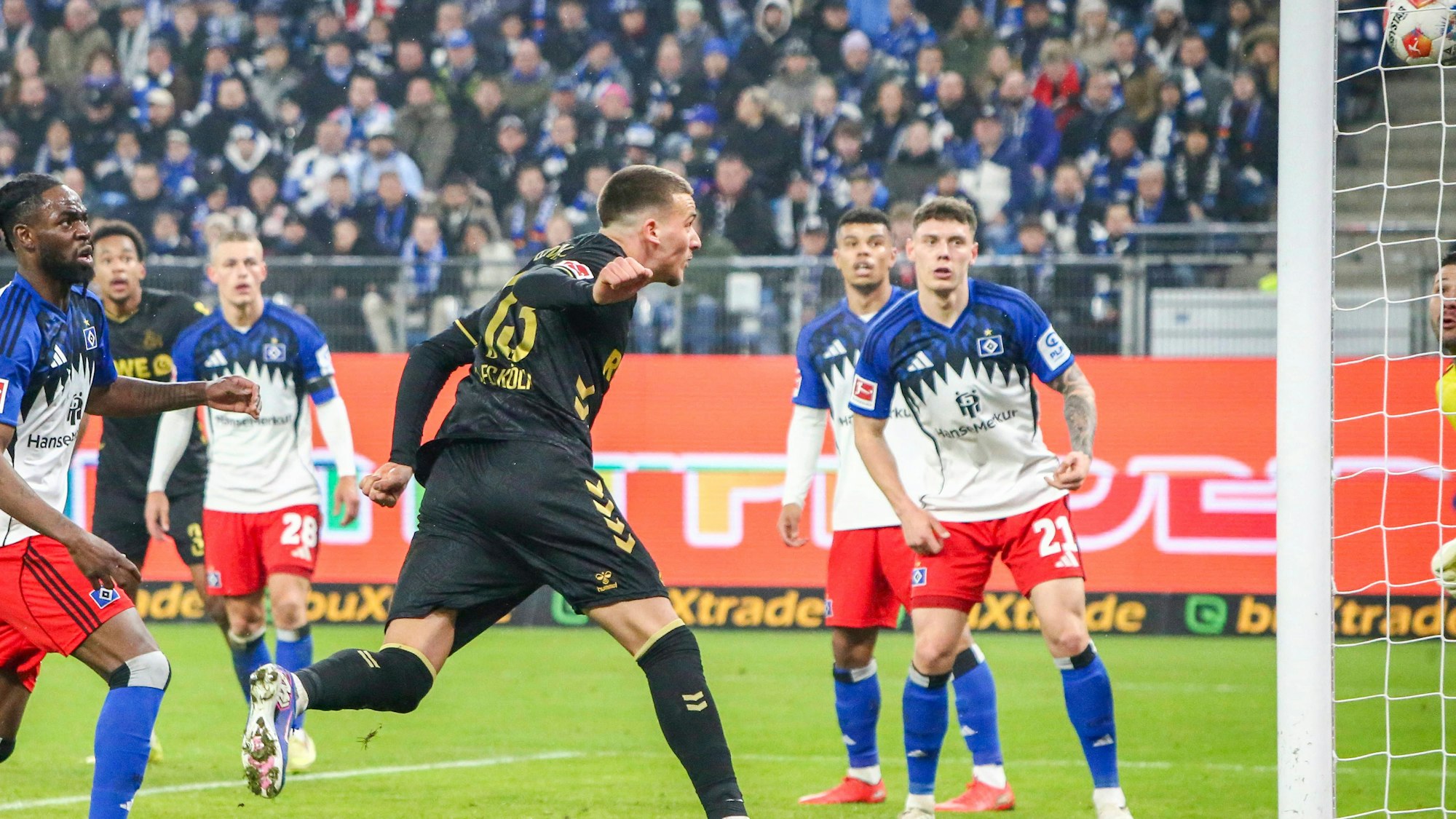 Said El Mala traf am Samstagabend aus kurzer Distanz per Kopf.