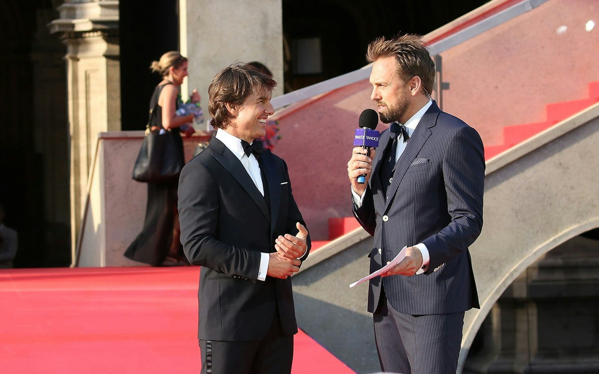 „Schauspiel-Kollegen“ unter sich: Bei einem Interview zwischen Setevn Gätjen und Tom Cruise zu „Oblivion“ bahnte sich ihre erste „Zusammenarbeit“ an. In „Mission: Impossible - Rogue Nation“ war Gätjen danach in einer kleinen „Rolle“ zu sehen. (Bild: 2015 Getty Images/Monika Fellner)