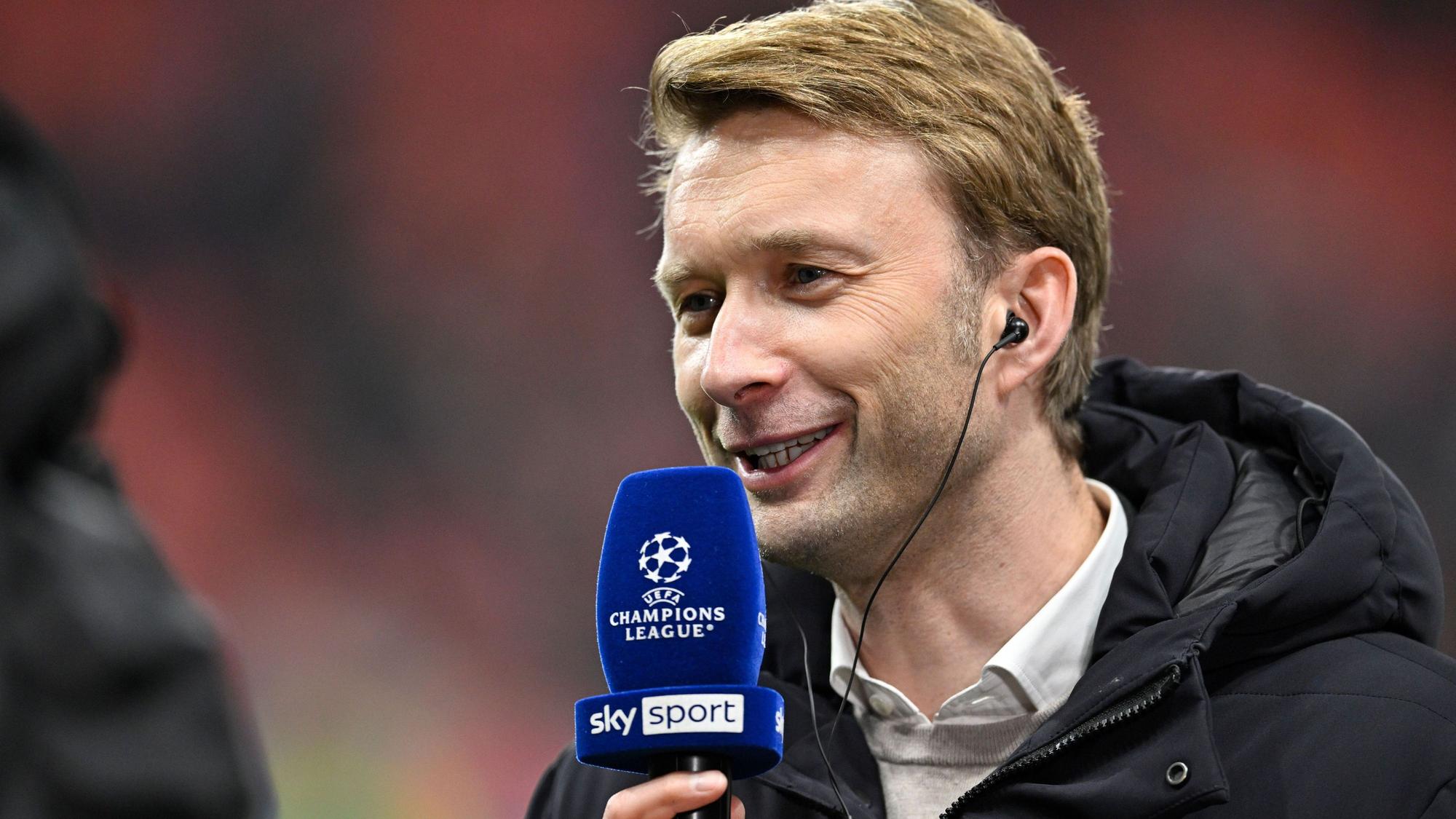 Simon Rolfes spricht im Zuge der Champions League bei Sky.