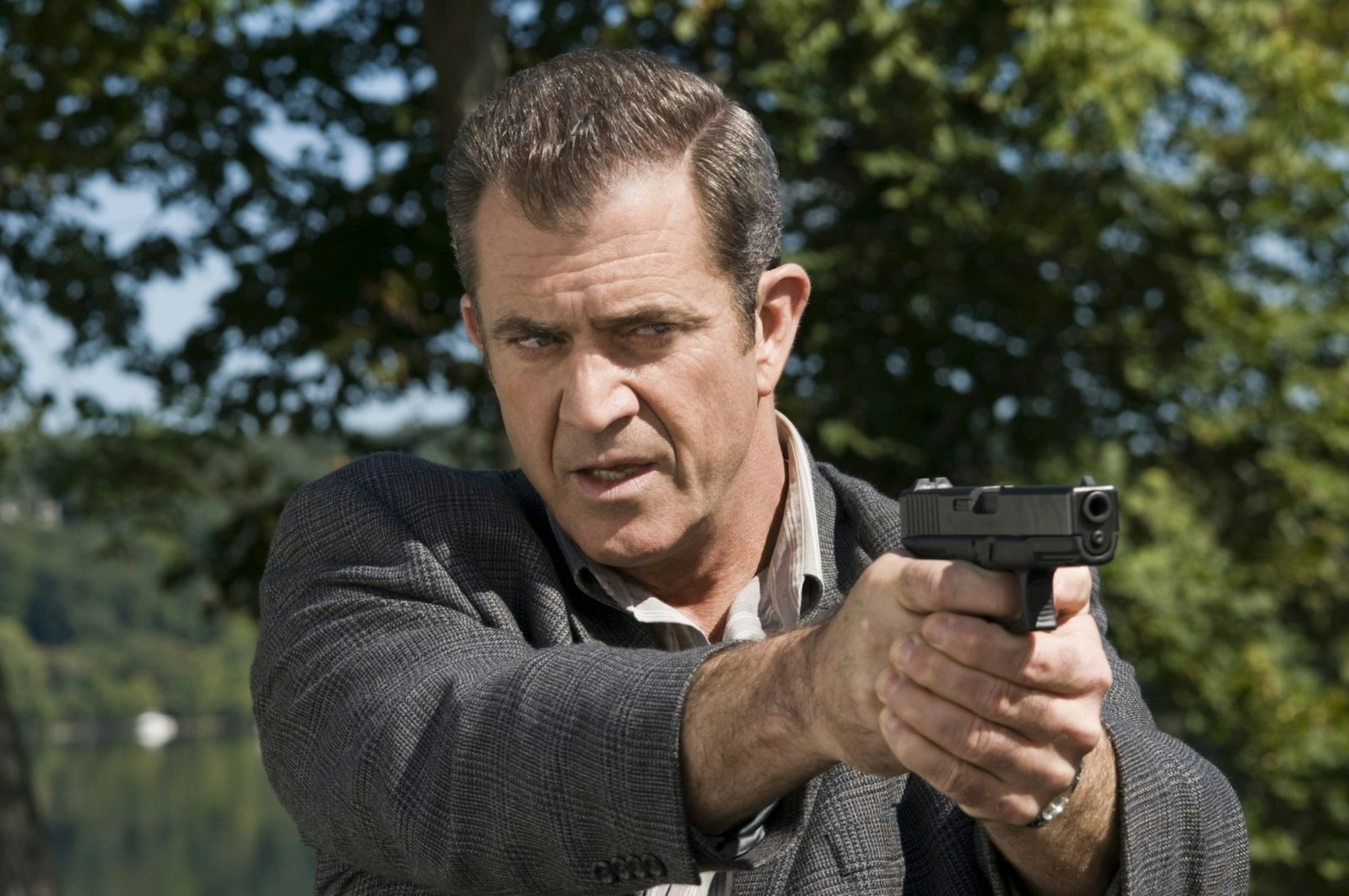 Thomas Craven (Mel Gibson) will die Mörder seiner Tochter finden. (Bild: Universal)