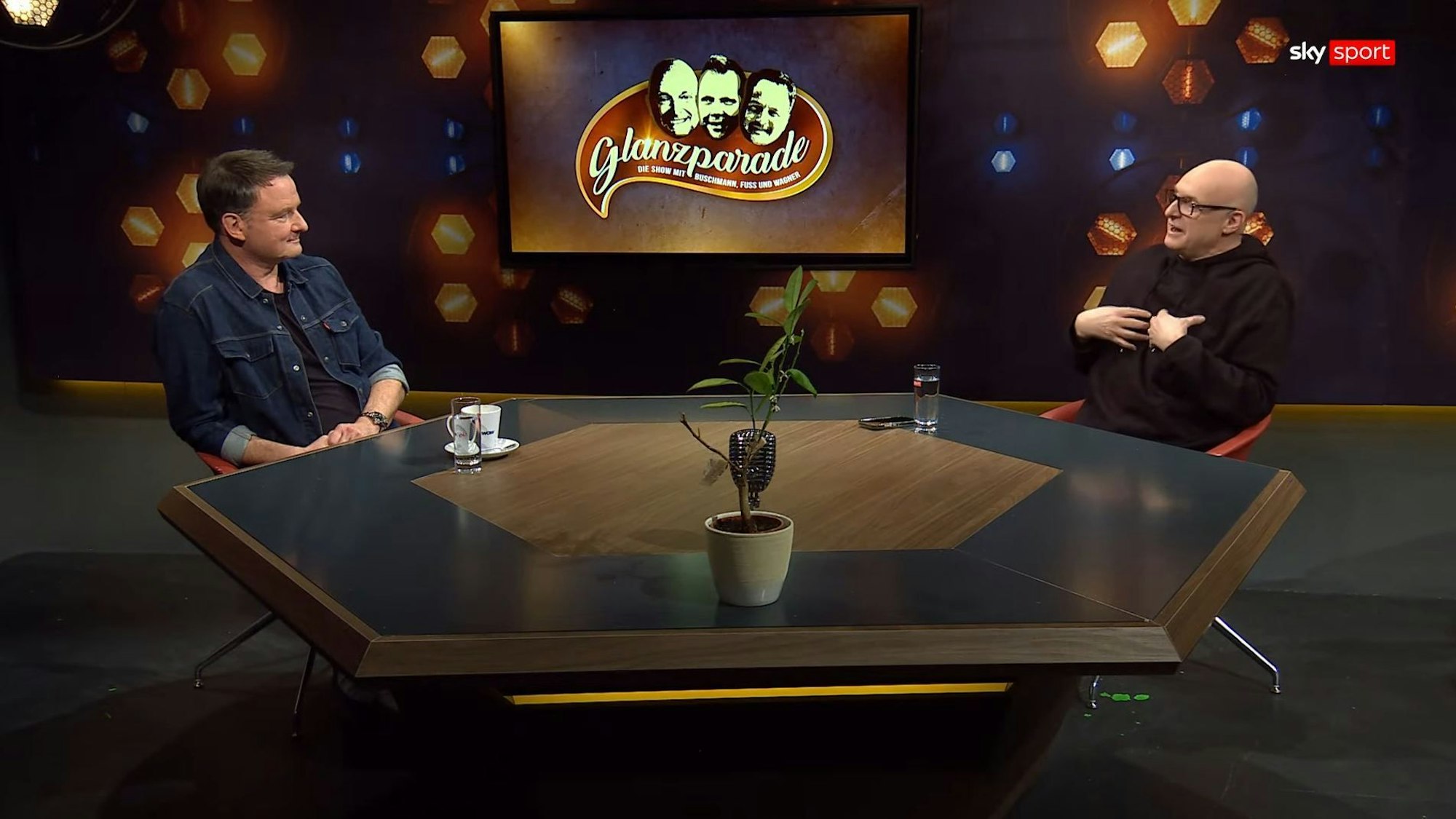 Bei Sky sprechen Thomas Wagner und Frank Buschmann über den 1. FC Köln.