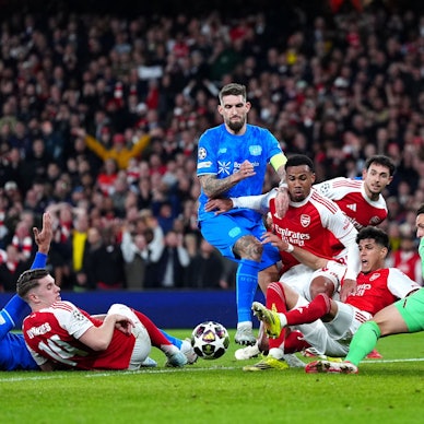 17.03.2026, Großbritannien, London: Fußball, Männer: Champions League, FC Arsenal - Bayer Leverkusen, K.o.-Runde, Achtelfinale, Rückspiele. Gerangel im Torraum. Foto: Bradley Collyer/PA Wire/dpa +++ dpa-Bildfunk +++