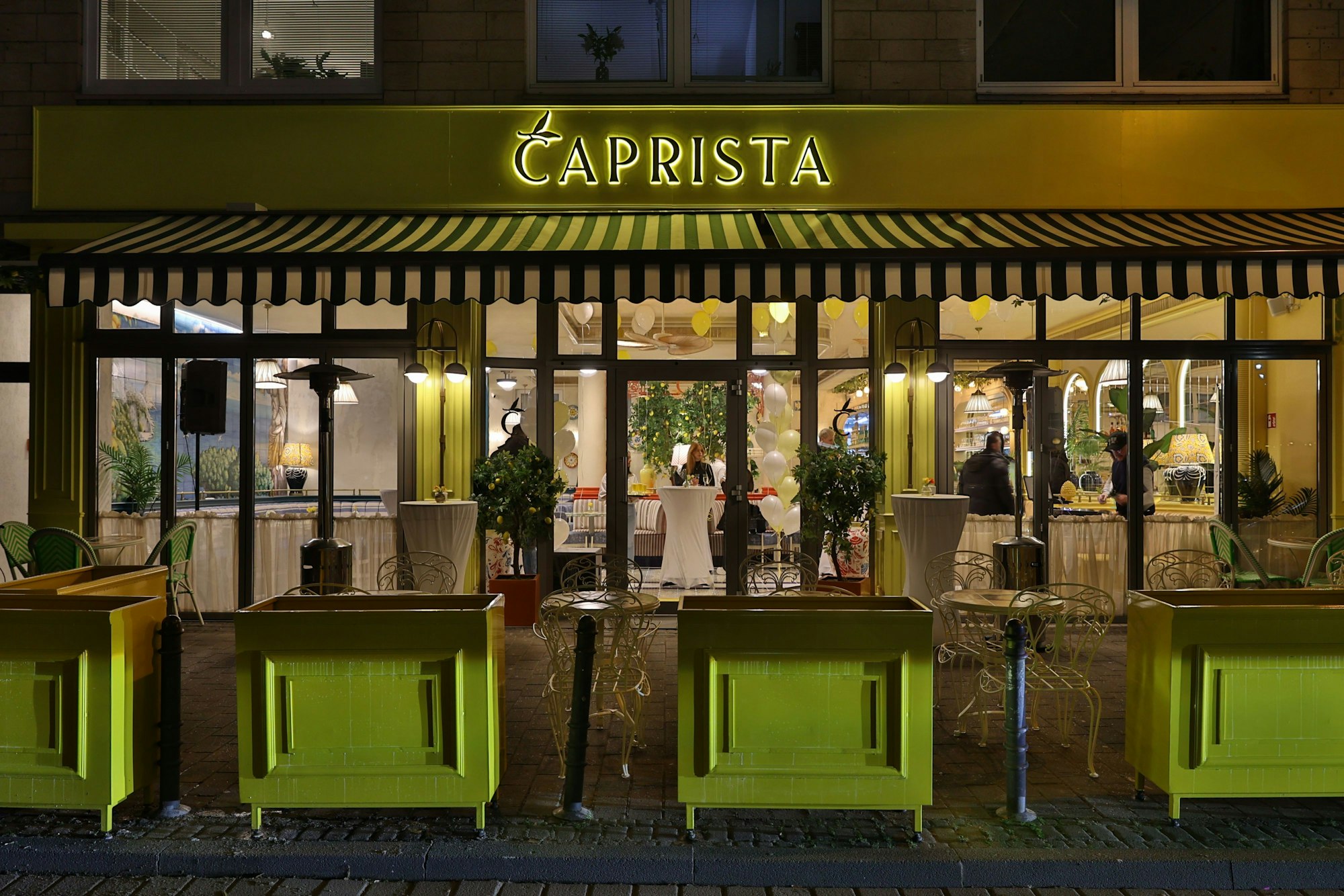 11.01.2024
Köln:
Neueröffnung des Café Caprista - Belgisches Viertel
Flandrische Str. 15
Foto: Martina Goyert