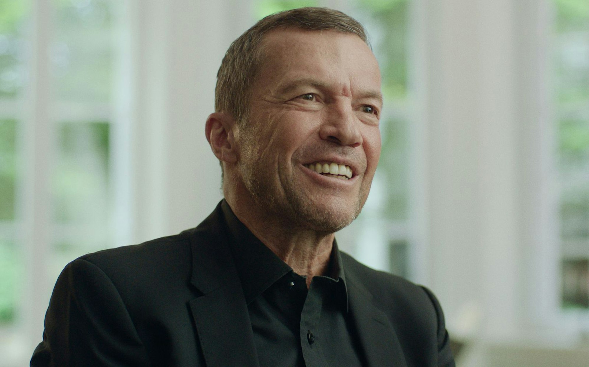 In „Ein Sommer in Italien - WM 1990“ erinnern sich viele Ex-Spieler zurück - darunter auch Lothar Matthäus (Bild), damals einer der größten Leistungsträger. (Bild: B14 Film/Tobis)