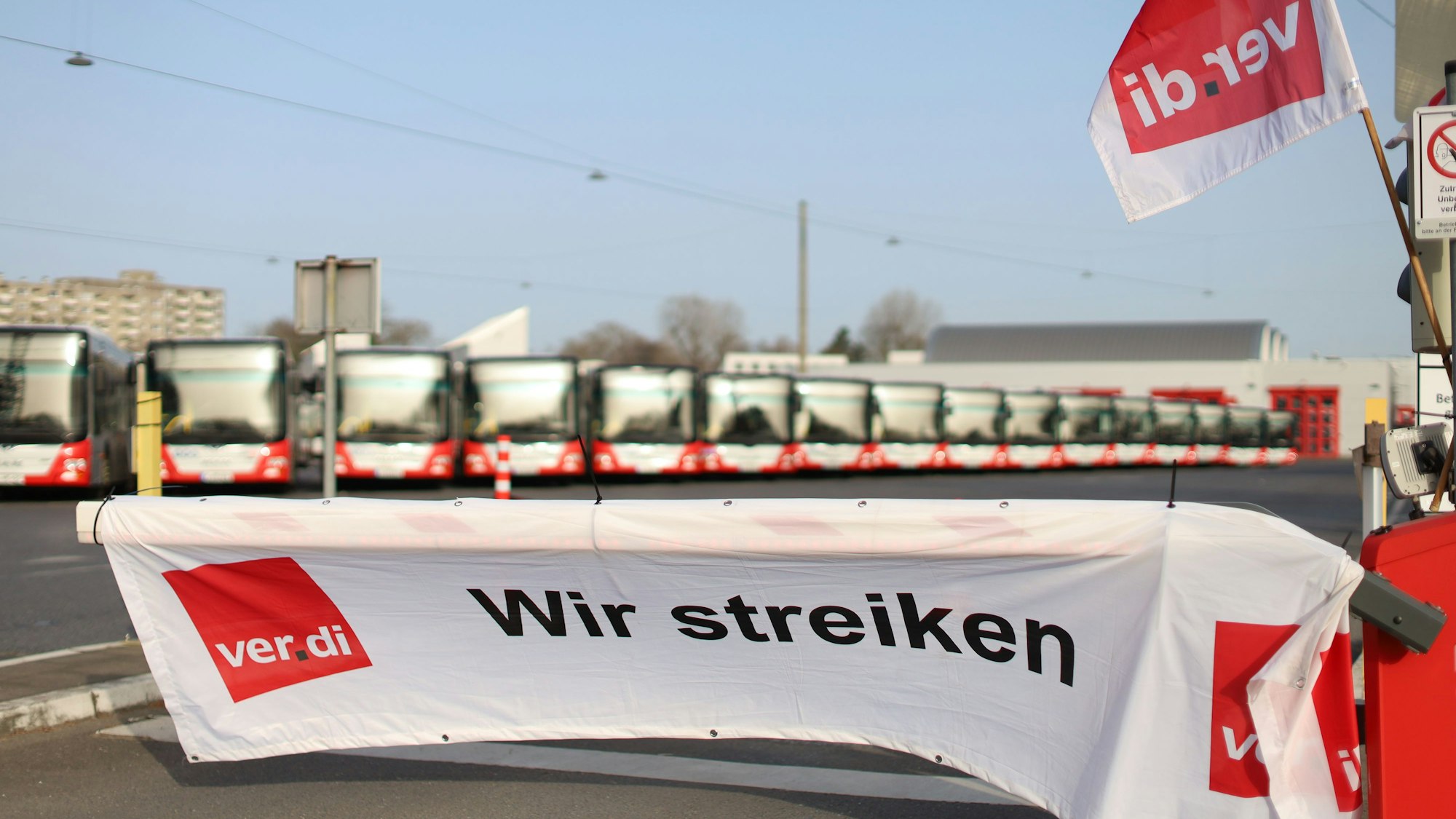 Der Warnstreik macht sich auch bei der KVB bemerkbar (Bild vom 6. März).