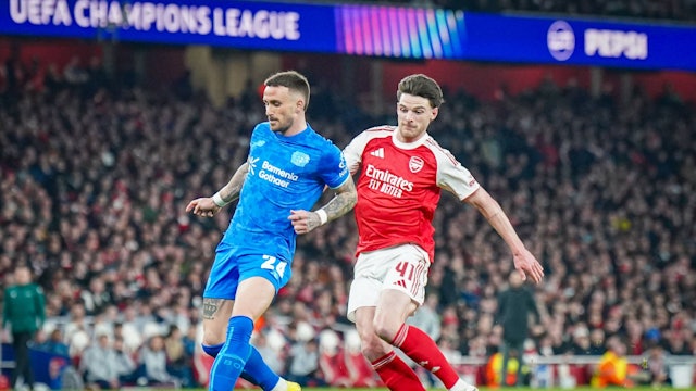 England: Fussball UEFA Champions League 2025 - 2026, Achtelfinale Rückspiel FC Arsenal London vs Bayer 04 Leverkusen - Emirates Stadium London: Aleix Garcia / Aleix Garcia Bayer 04 Leverkusen, 24 Declan Rice Arsenal, 41 *** England Football UEFA Champions League 2025 2026, Round of 16 second leg FC Arsenal London vs Bayer 04 Leverkusen Emirates Stadium London Aleix Garcia Aleix Garcia Bayer 04 Leverkusen, 24 Declan Rice Arsenal, 41 Copyright: xJOERANxSTEINSIEKx