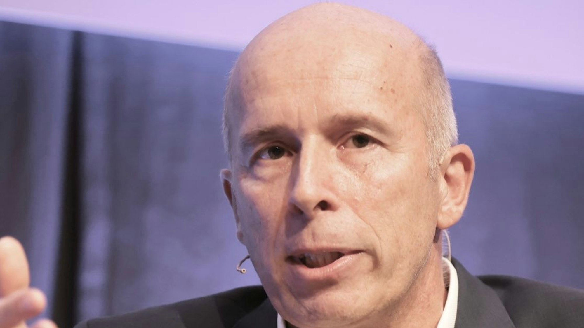 Johannes Dietlein leitet den Lehrstuhl für Öffentliches Recht und Verwaltungslehre der Heinrich-Heine-Universität Düsseldorf.