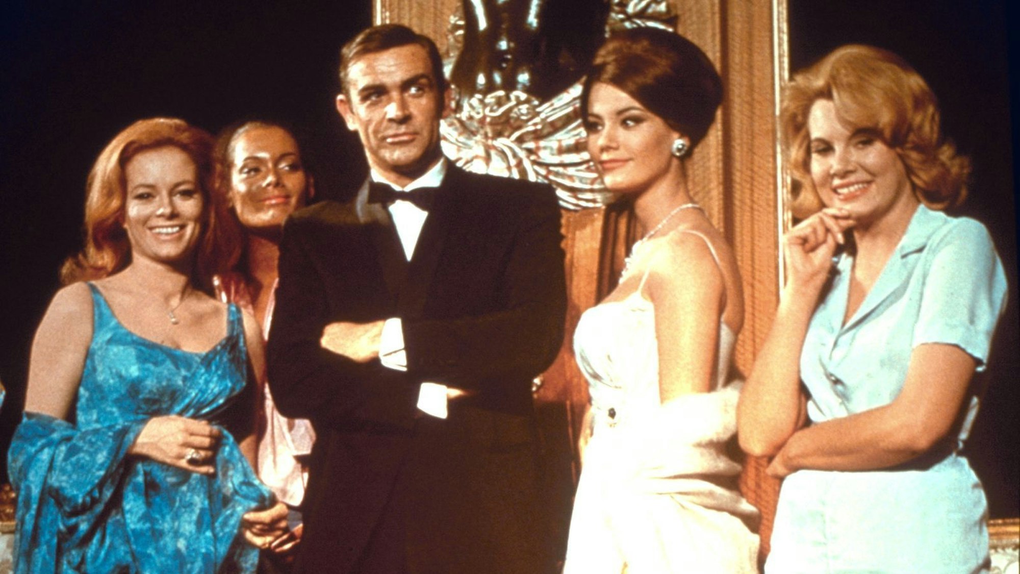 „Feuerball“ war 1965 ein Erfolg auf ganzer Linie: James Bond (Sean Connery) bekam die Frauen und der britische Filmtechniker John Stears einen Oscar für die visuellen Effekte. (Bild: 2015 Danjaq, LLC and Metro-Goldwyn-Mayer Studios Inc.)