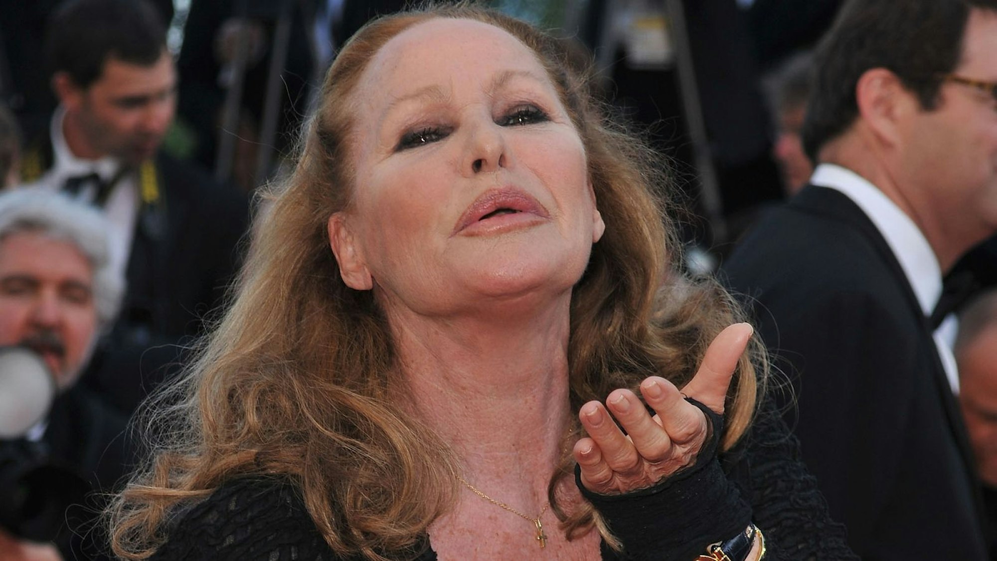 Über Jahrzehnte war Ursula Andress (hier bei den Filmfestspielen in Cannes 2010) ein gern gesehener Gast auf dem Roten Teppich. (Bild: Pascal Le Segretain/Getty Images)