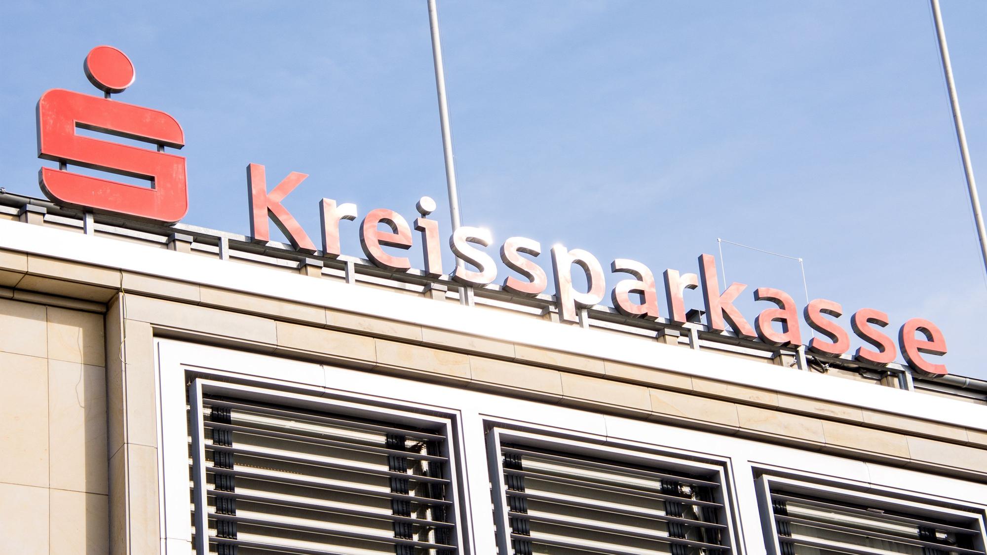 Kreissparkasse Köln KSK Sparkasse Großsparkasse Filiale Gebäude Außenansicht Innenstadt Neumarkt
Aufgenommen am: 06.03.2018
Foto: Alexander Roll (Staff)