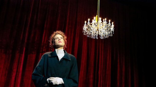 Julia Riedler in „Fräulein Else“