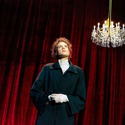 Julia Riedler in „Fräulein Else“