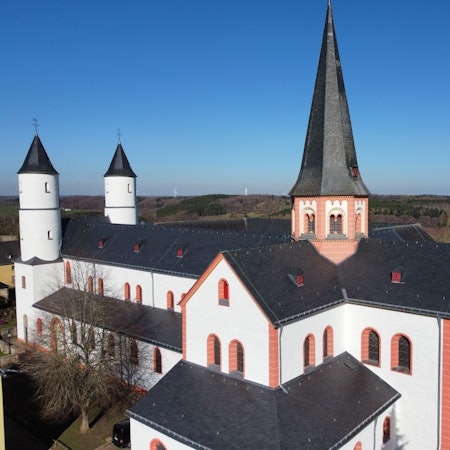 Ein Blick auf das Kloster Steinfeld.