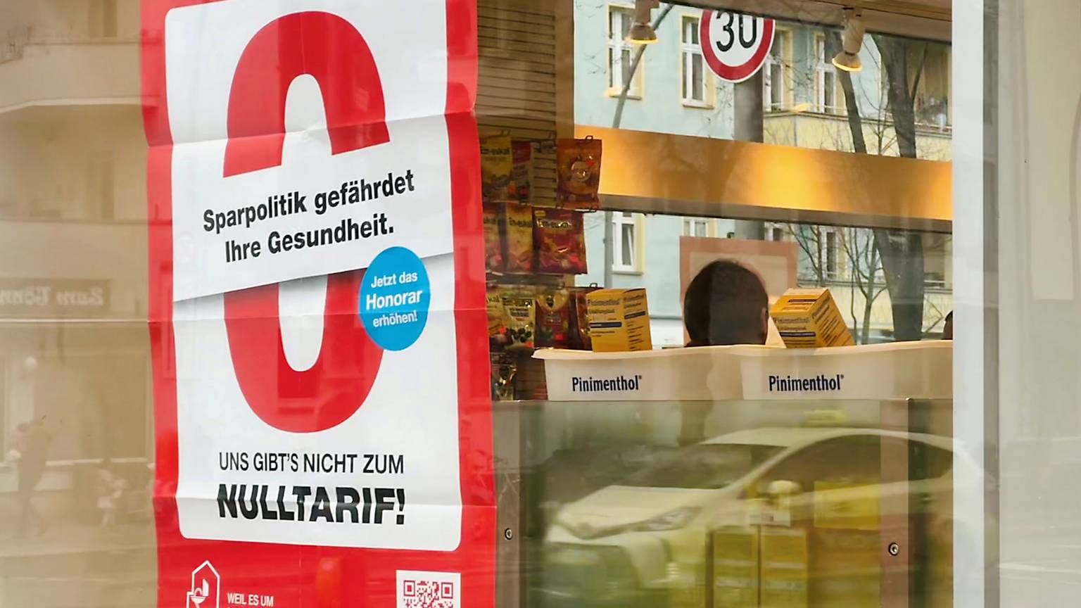 Apotheken sind für Montag (23. März) bundesweit zu einem Protesttag aufgerufen und wollen ihre Geschäfte geschlossen halten, die Versorgung soll über Notdienst-Apotheken erfolgen.