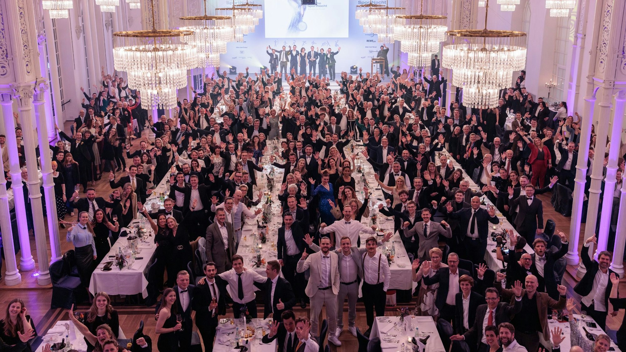 Koelsche SportNacht - Flora