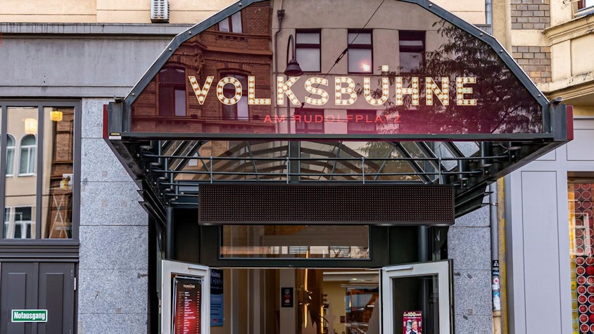 Köln Volksbühne am Rudolfplatz Theater Gebäude Außenansicht
Aufgenommen am: 28.08.2019
Foto: Alexander Roll (Staff)